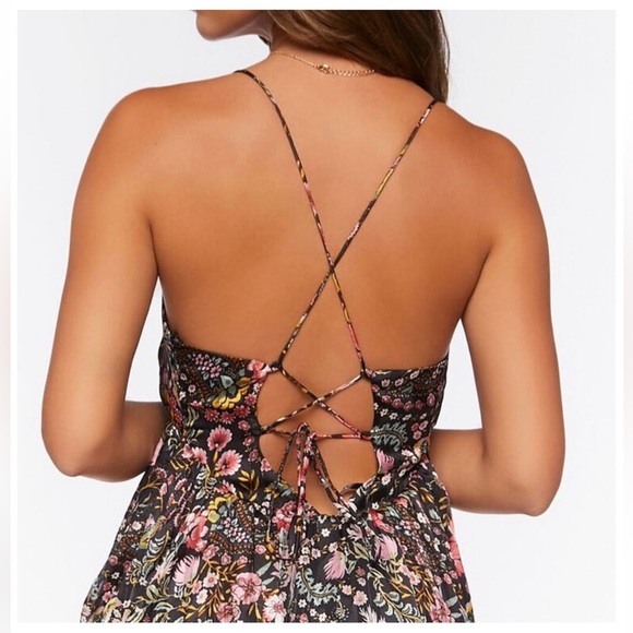 floral print tiered maxi dress Forever 21 black tie back - Picture 9 of 16